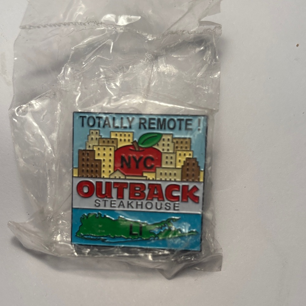 NYC and LI New York Outback Steakhouse Server/Bartender Pin NWT